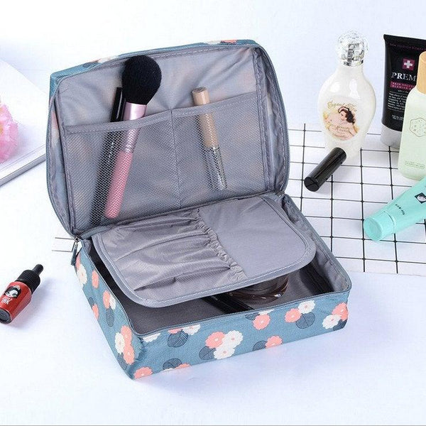 Travel Cosmetic Organizing Girl Makeup Bag - Relax with Beauty